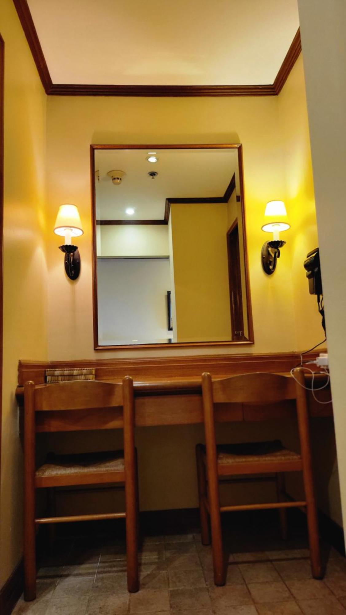 Charming Garden View,Privately Owned Deluxe Room At The Manor By Mist And Pine Baguio City Exterior foto